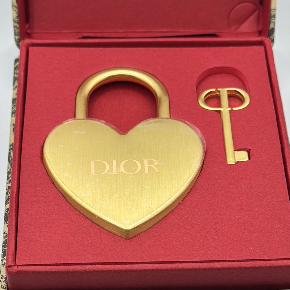 Dior Lock and Key Set - Picture 2 of 3